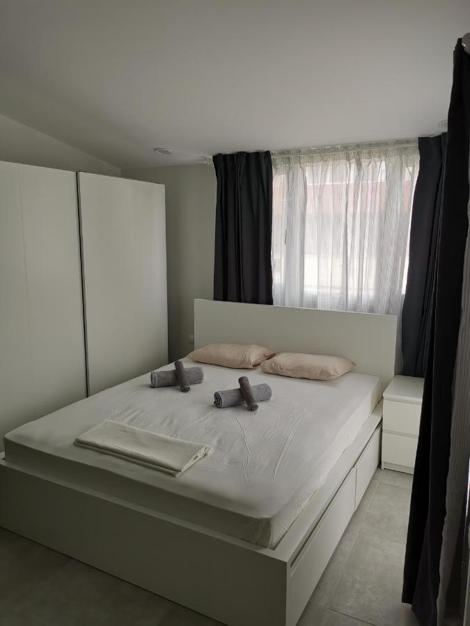 Skg Central Deluxe Studios Thessaloníki Exteriör bild