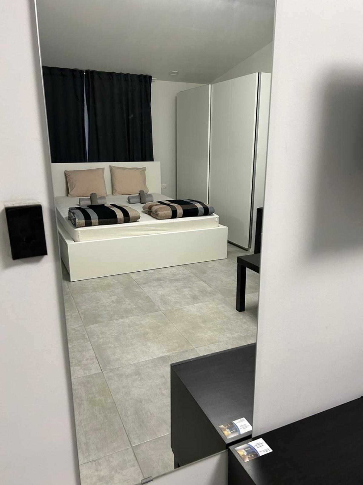 Skg Central Deluxe Studios Thessaloníki Exteriör bild